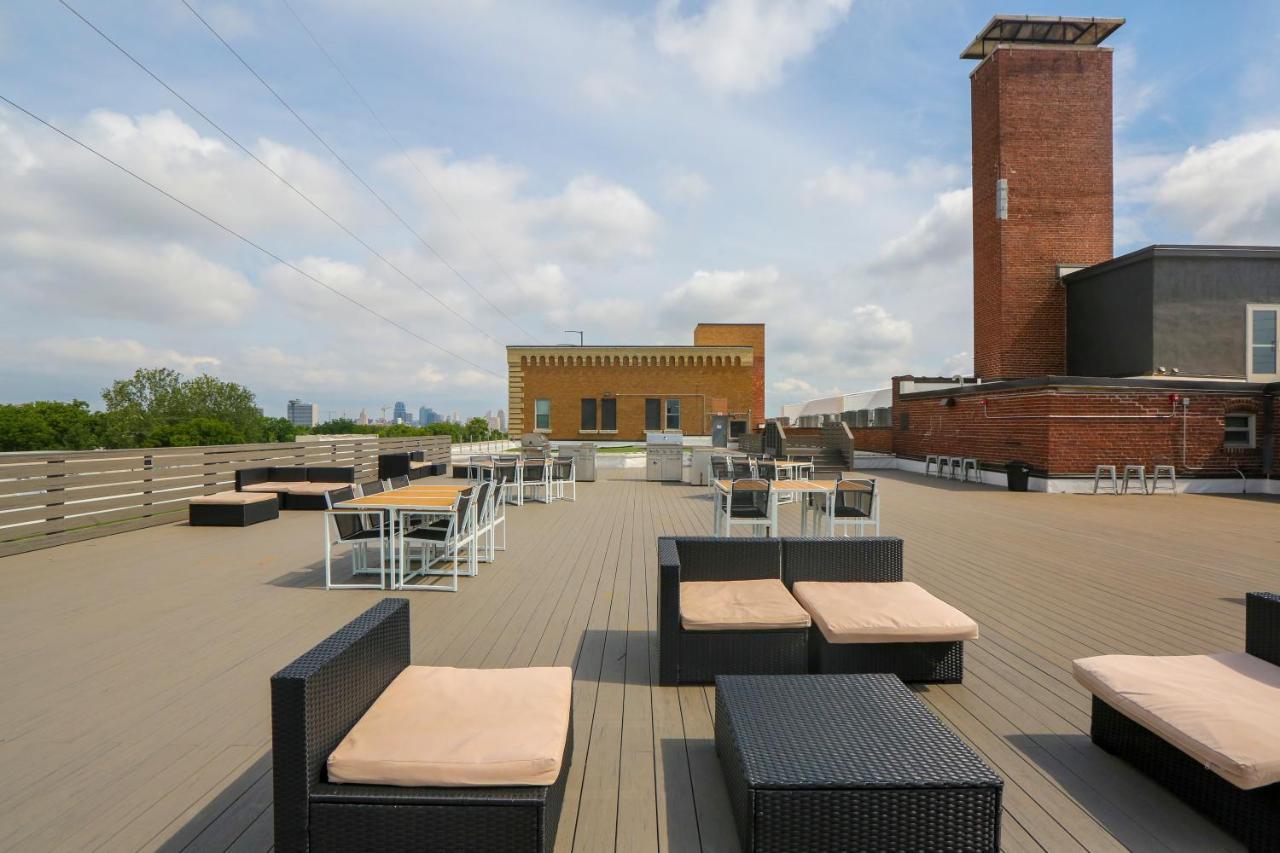 Frontdesk Historic Kcy Flats With Rooftop Deck Kansas City Exterior foto